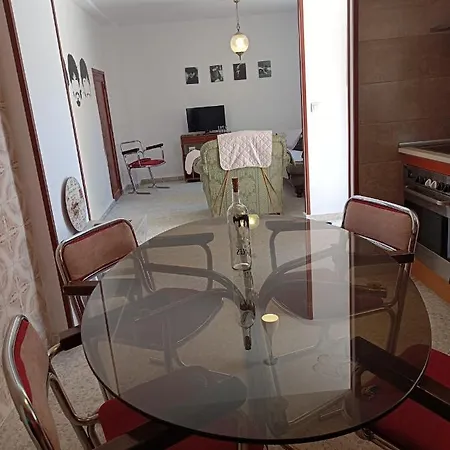 Casa Beatles Del Valle *